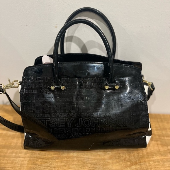 Betsy Johnson patent leather shoulder handbag with bow accent EUC - Picture 5 of 6